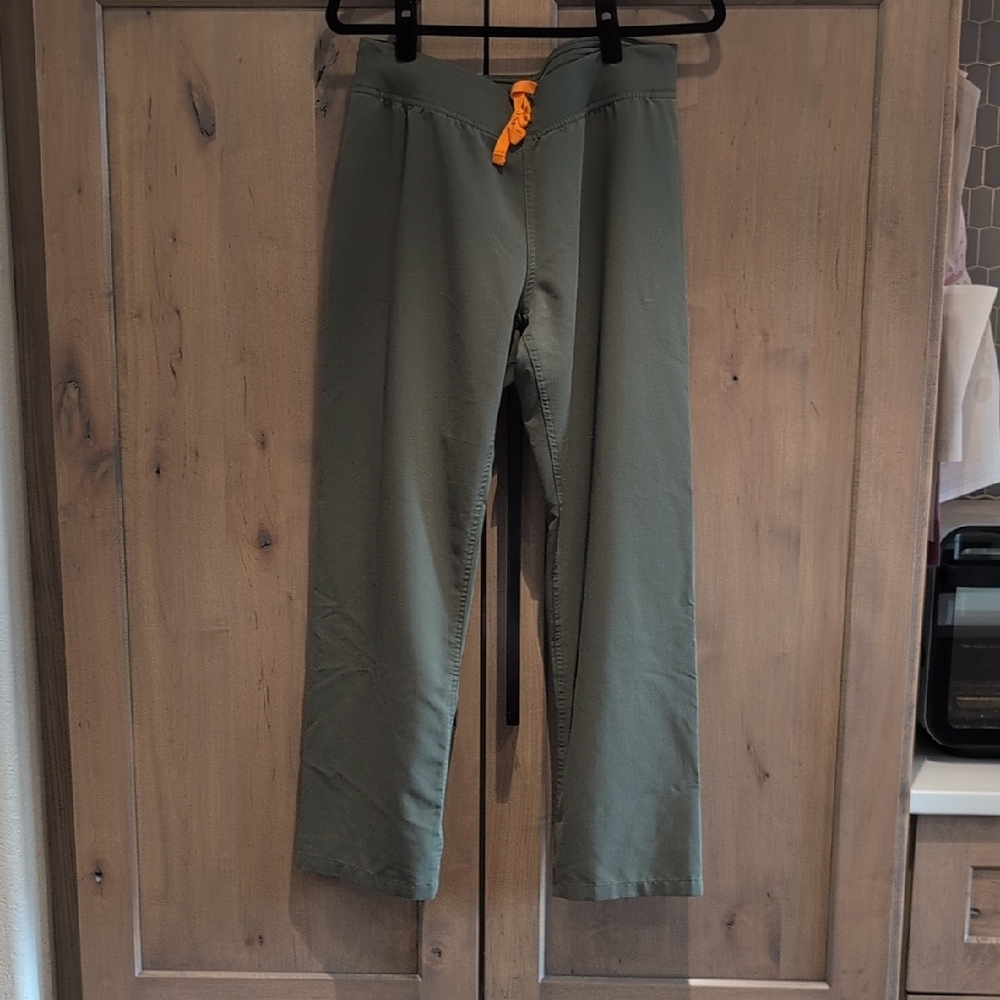 Figs Livingston Scrub Pants